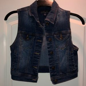 Jean Vest